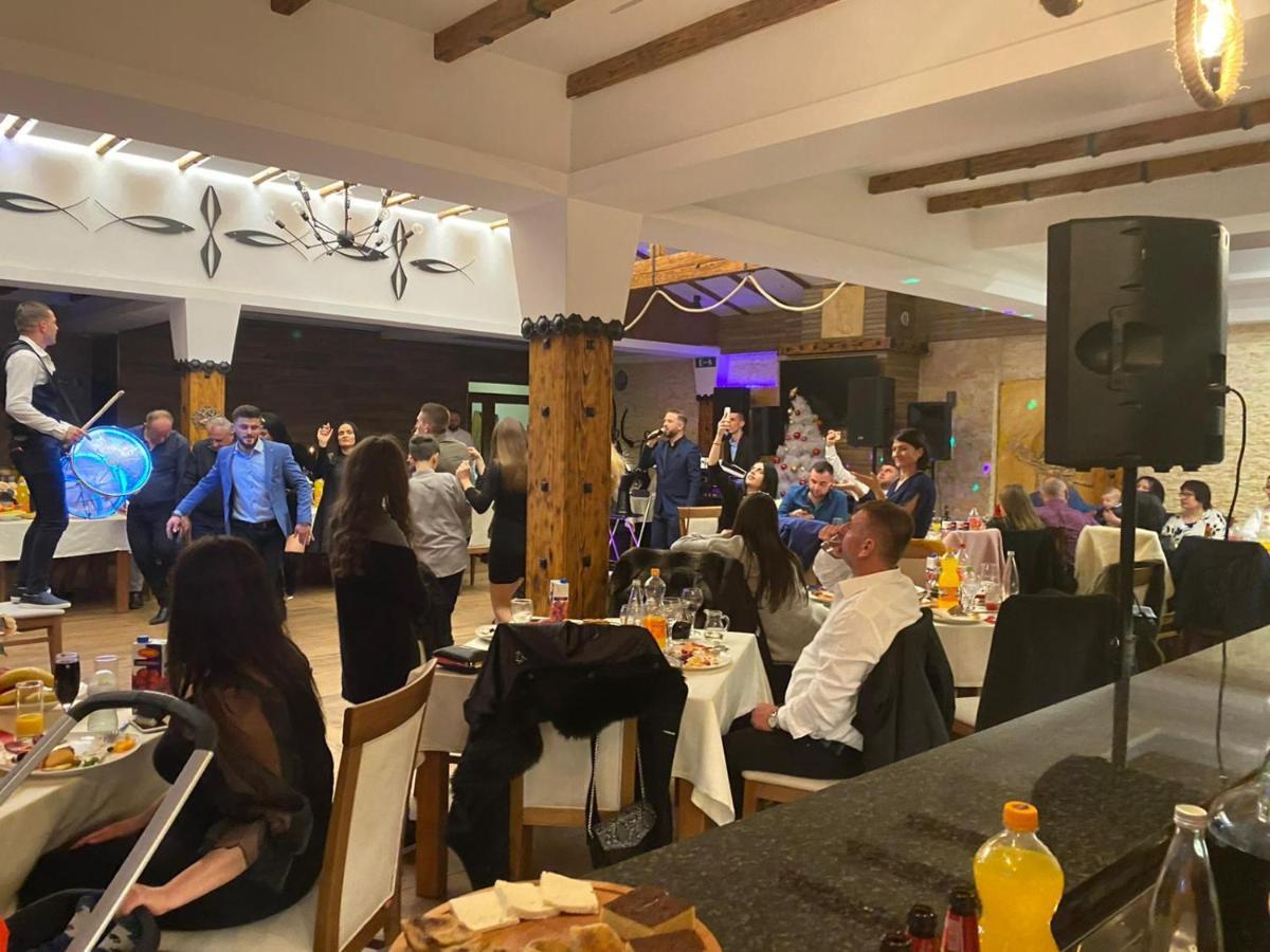 Hotel Panorama Rugove 페야 외부 사진