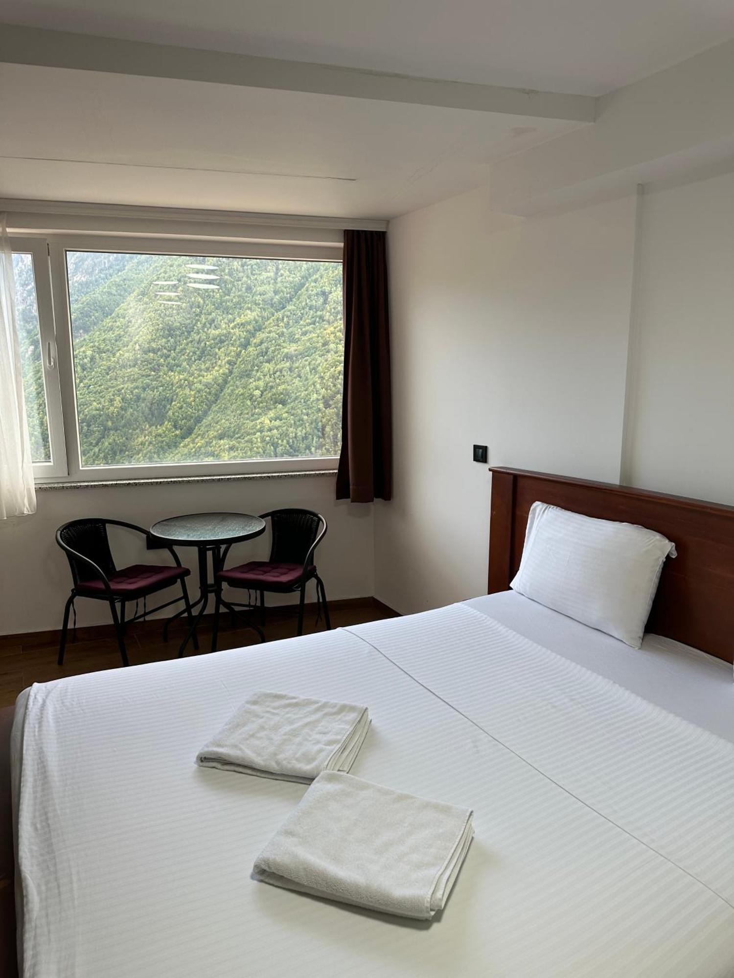 Hotel Panorama Rugove 페야 외부 사진
